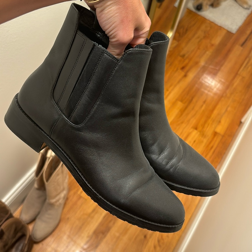 Stuart Weitzman black short boots
